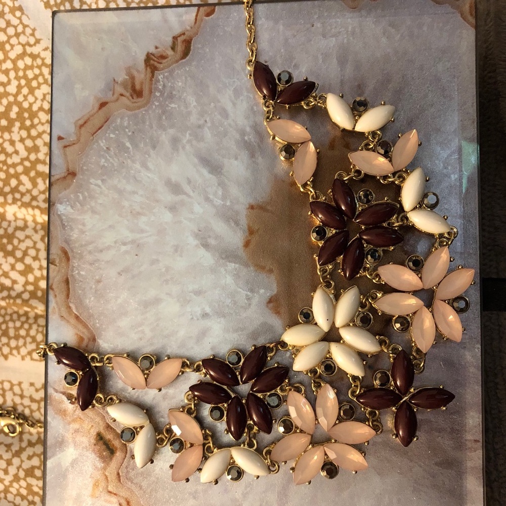 New York and Company Necklace